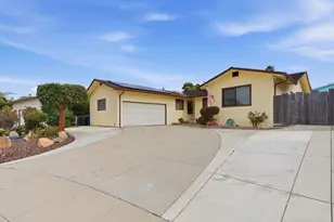 425 Exeter Pl, Marina, CA 93933 - Photo 1