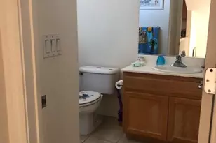 10864 Peerless Ct, Oakland, CA 94603 - Photo 18