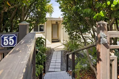 55 Asilomar Cir, Oakland, CA 94611 - Photo 2