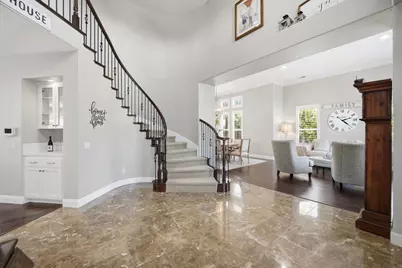 1260 Brook View Ct, Hollister, CA 95023 - Photo 6