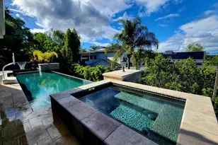 100 Heintz Ct, Los Gatos, CA 95032 - Photo 2