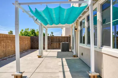 2360 Aerostar Way, Sacramento, CA 95834 - Photo 36