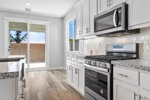 2360 Aerostar Way, Sacramento, CA 95834 - Photo 14