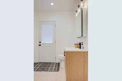 209 McCreery Ave, San Jose, CA 95116 - Photo 46