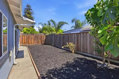 215 Eastman St, Hayward, CA 94544 - Photo 36