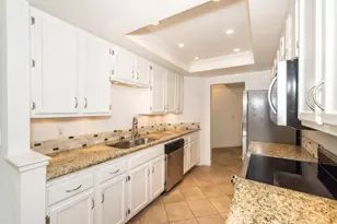 59 Cove Ln 59, Redwood Shores, CA 94065 - Photo 12