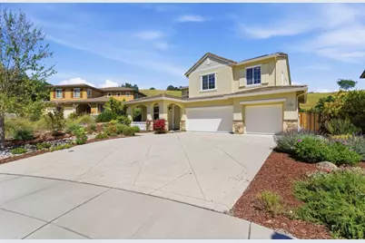 1661 Longmeadow Ct, Gilroy, CA 95020 - Photo 2