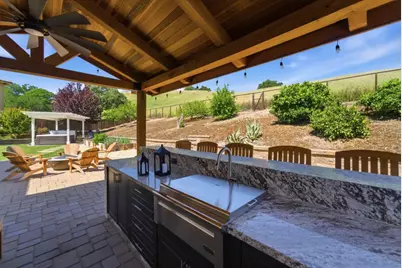 1661 Longmeadow Ct, Gilroy, CA 95020 - Photo 44