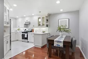 22835 Poplar Grove Square, Cupertino, CA 95014 - Photo 10