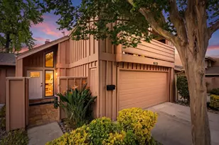 22835 Poplar Grove Square, Cupertino, CA 95014 - Photo 2