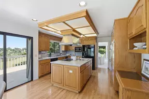 12390 Gigli Ct, Los Altos Hills, CA 94022 - Photo 18