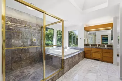 12390 Gigli Ct, Los Altos Hills, CA 94022 - Photo 44