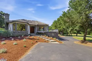 12390 Gigli Ct, Los Altos Hills, CA 94022 - Photo 2