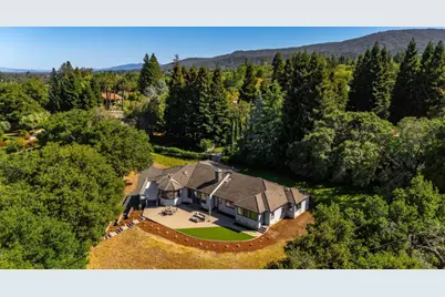 12390 Gigli Ct, Los Altos Hills, CA 94022 - Photo 58
