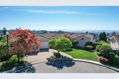 15 Serramar Drive, Oakland, CA 94611 - Photo 2