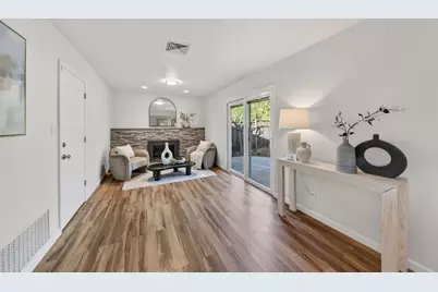 1040 Lancer Dr, San Jose, CA 95129 - Photo 14