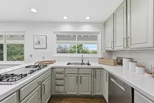 111 Lucero Way, Portola Valley, CA 94028 - Photo 4