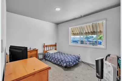 636 Yellowstone, Vacaville, CA 95687 - Photo 18