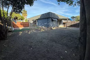 4395 4397 Wessex Dr, San Jose, CA 95136 - Photo 2