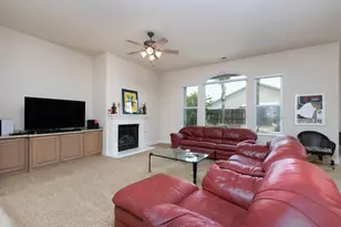 1827 N Joshua Ave, Clovis, CA 93619 - Photo 10