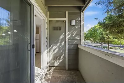 82 Castlebridge Dr, San Jose, CA 95116 - Photo 18