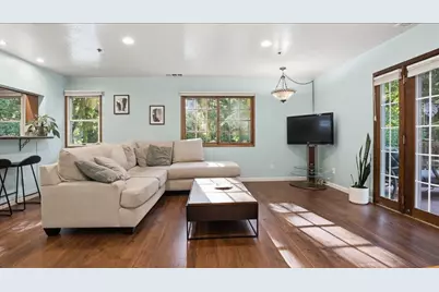 19730 Black Rd, Los Gatos, CA 95033 - Photo 4