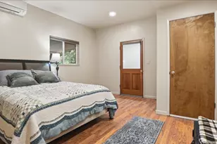 19730 Black Rd, Los Gatos, CA 95033 - Photo 6