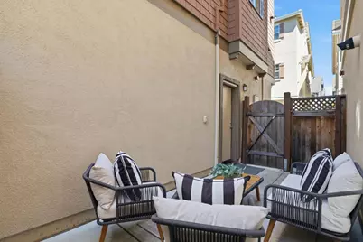 3102 Pyramid Way, Mountain View, CA 94043 - Photo 32