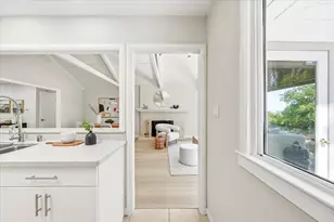 6 Spring Valley Ln, Millbrae, CA 94030 - Photo 24