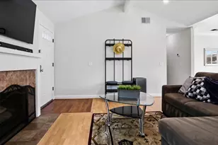 2162 Stratton Pl, San Jose, CA 95131 - Photo 4