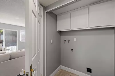 8929 Red Leaf Way, Sacramento, CA 95826 - Photo 18