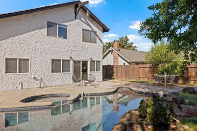 8929 Red Leaf Way, Sacramento, CA 95826 - Photo 32