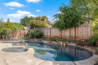 8929 Red Leaf Way, Sacramento, CA 95826 - Photo 34