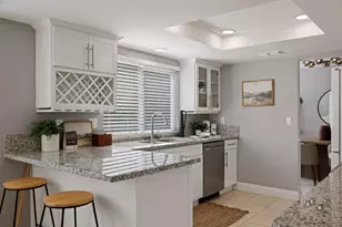 8929 Red Leaf Way, Sacramento, CA 95826 - Photo 14