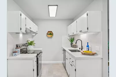 978 Kiely Blvd E, Santa Clara, CA 95051 - Photo 8