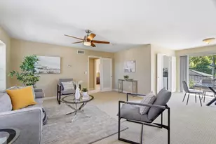 1915 Mount Vernon Ct 16, Mountain View, CA 94040 - Photo 4