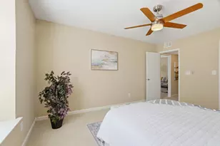 1915 Mount Vernon Ct 16, Mountain View, CA 94040 - Photo 10