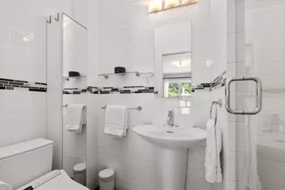 54 Sunview Dr, San Francisco, CA 94131 - Photo 14