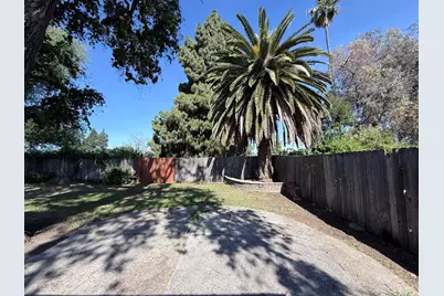 2321 Sunshine Dr, Concord, CA 94520 - Photo 4