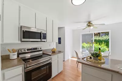 2567 Easton Ln 27, San Jose, CA 95133 - Photo 8