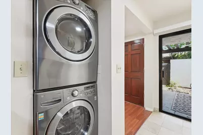 19811 Portal Plz, Cupertino, CA 95014 - Photo 16