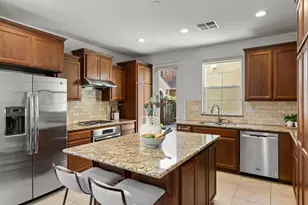 38881 Photinia Pl, Newark, CA 94560 - Photo 6