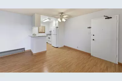1090 Main St 201, Redwood City, CA 94063 - Photo 14