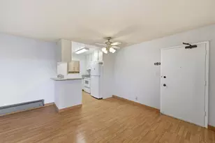 1090 Main St 201, Redwood City, CA 94063 - Photo 14