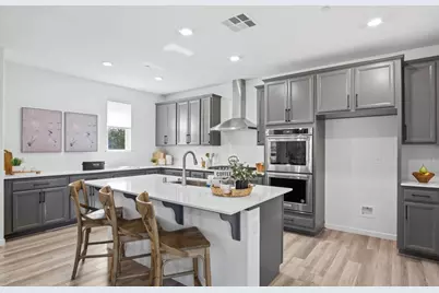 1703 W Woodward Ave, Manteca, CA 95337 - Photo 12