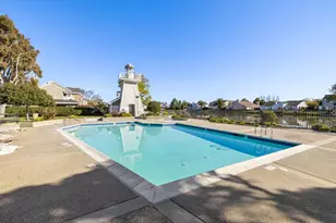 869 Newport Cir, Redwood City, CA 94065 - Photo 38