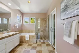 2696 Sequoia Creek Dr, San Jose, CA 95121 - Photo 24