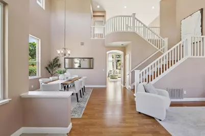 2696 Sequoia Creek Dr, San Jose, CA 95121 - Photo 2