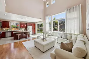 2696 Sequoia Creek Dr, San Jose, CA 95121 - Photo 10