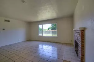 127 W Loretta Ave, Stockton, CA 95207 - Photo 10